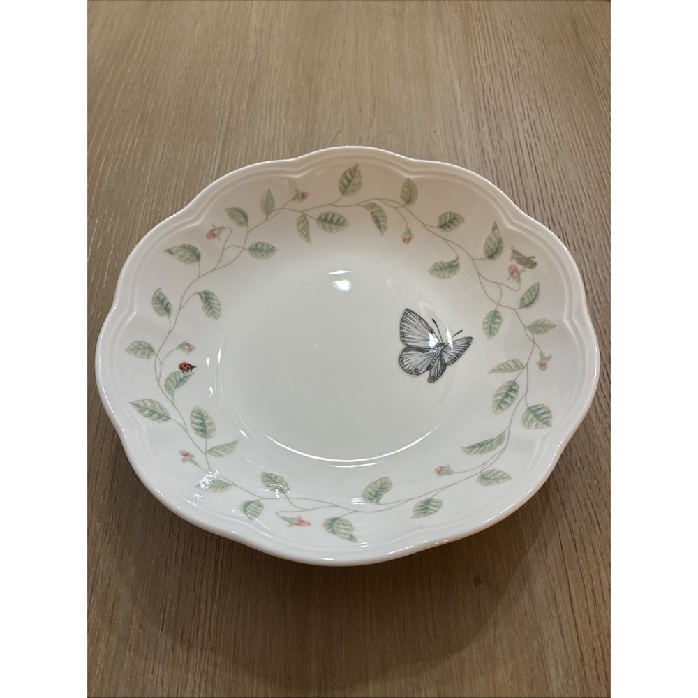 Lenox Butterfly Meadow Pasta/Salad Bowl EUC 8.75 Scalloped Edge